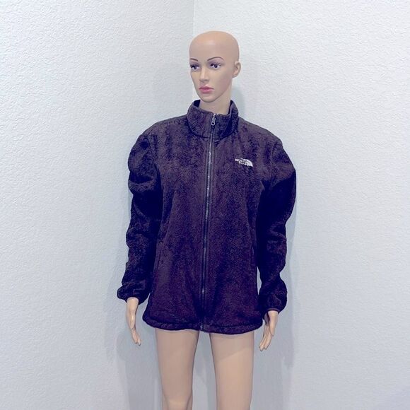 North face fleece jacket pit to pit 23”, sleeves 26”,shoulder to hem 26”. - Picture 6 of 10